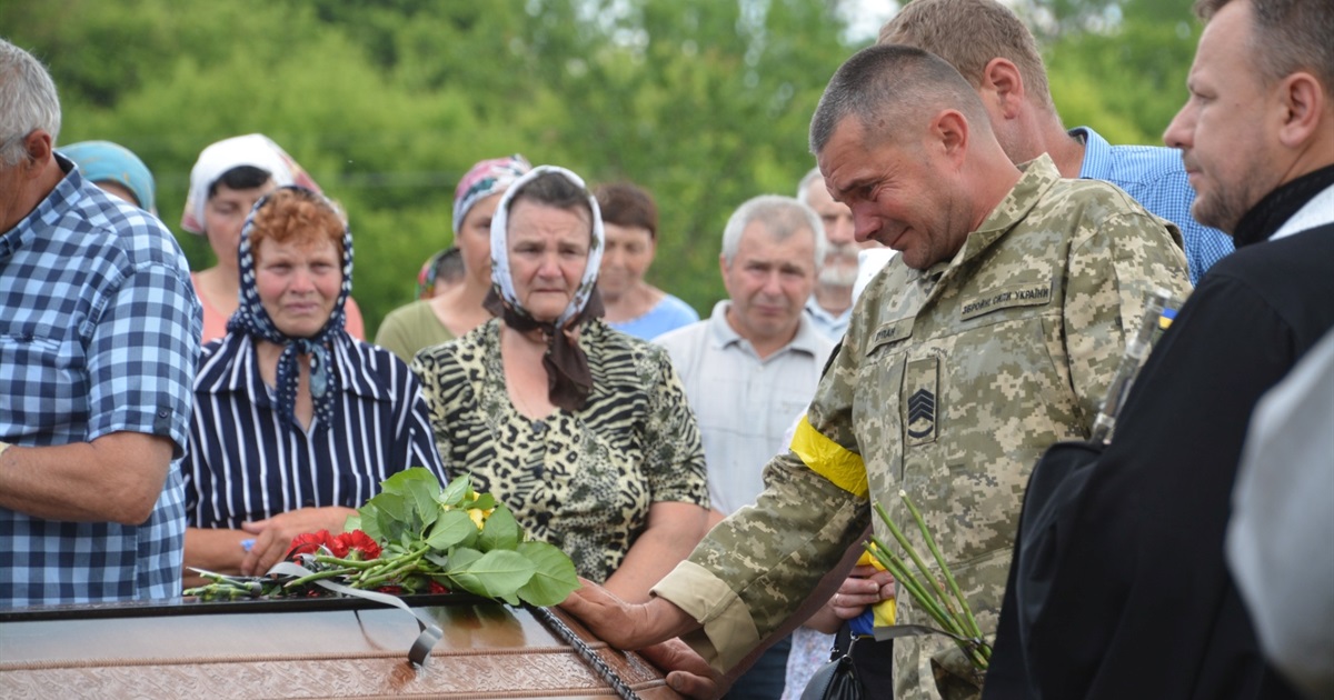 У Строкові попрощалися із загиблим захисником України Олегом Романенком (ФОТО)