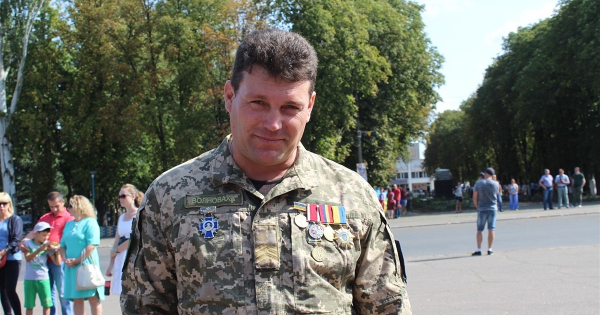 На передовій загинув військовослужбовець Сергій Нескреба з Волновахи. Згадуємо життя героя