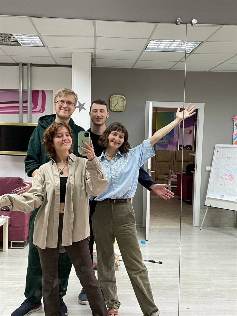 волонтери