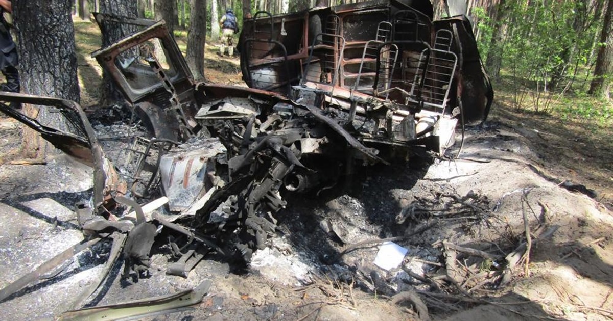 Підрив на міні автівки з людьми поблизу с. Залісся: подробиці від поліції