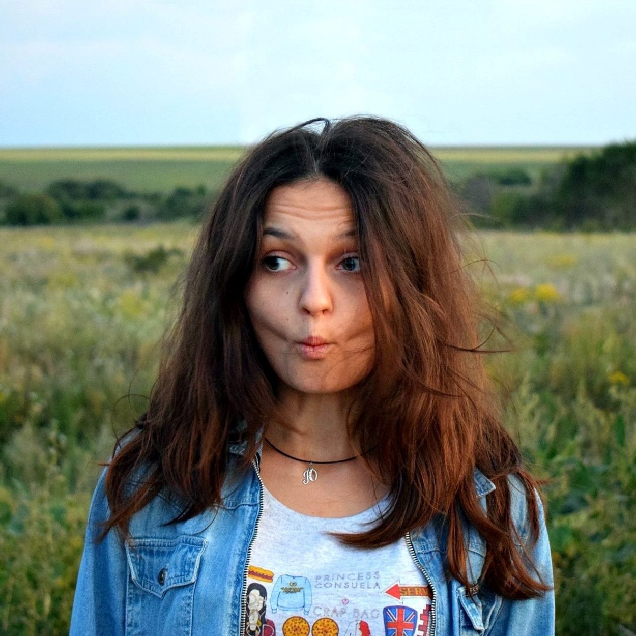 латвія