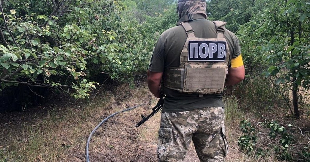 Контрабанда спирту з Придністров'я: на Одещині ділок проклав до своєї оселі "спиртопровід"