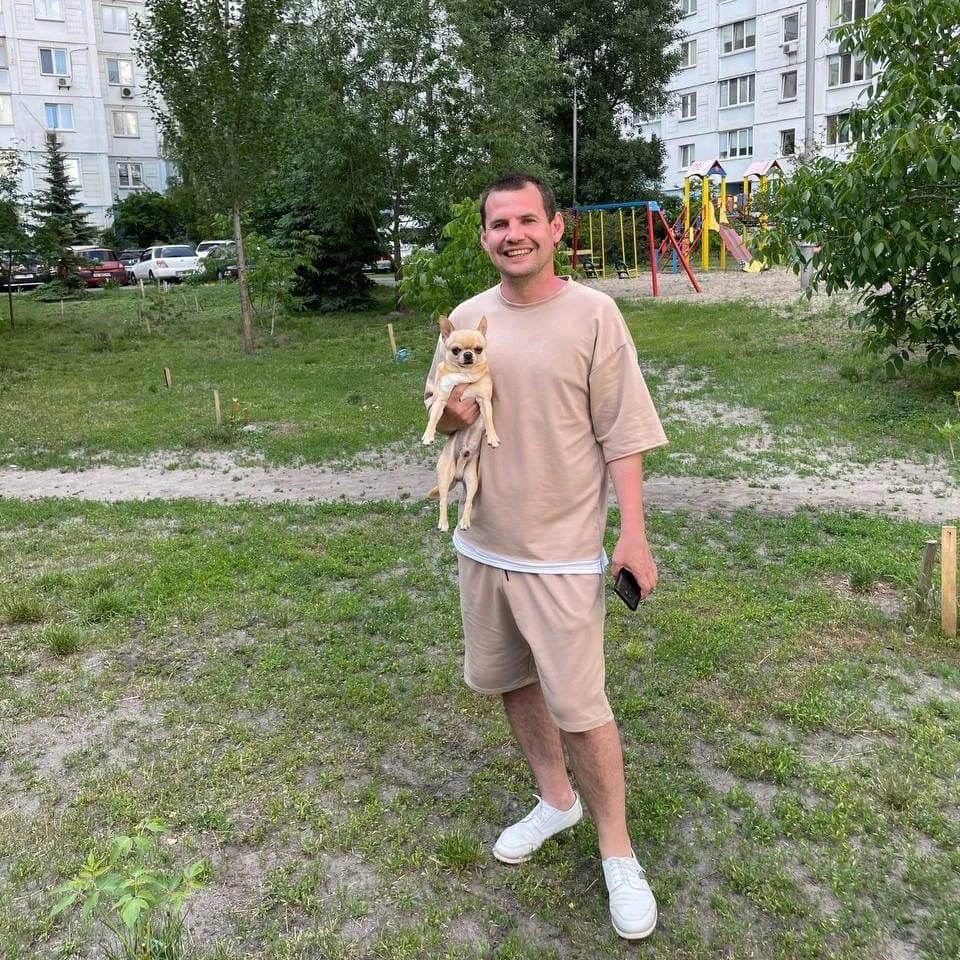 Євген Стрюков евакуювався двічі