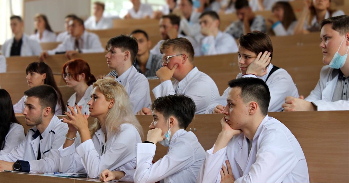 Ці виші зі сходу евакуювалися в безпечні регіони. Дізнавайтеся більше про умови вступу