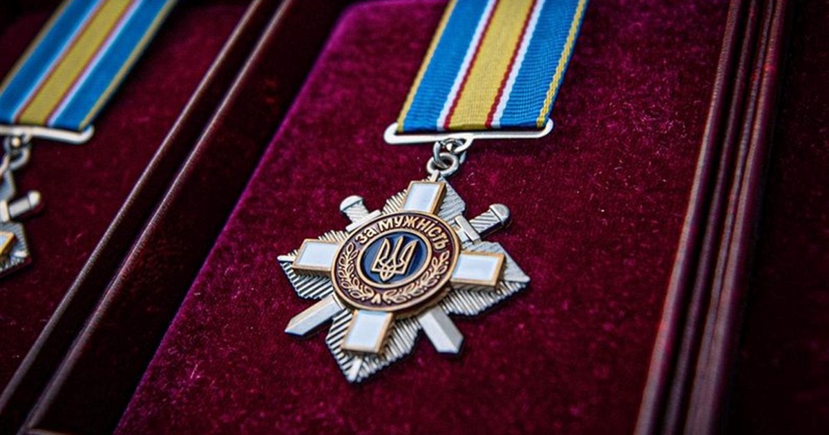 Нікопольців Артема Поночовного та Віталія Анищенка посмертно нагородили орденом «За мужність»