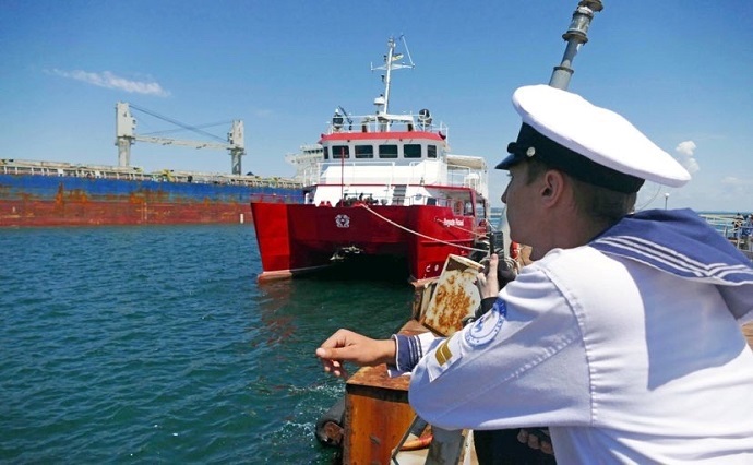 Українським морякам дозволили виїзд за кордон