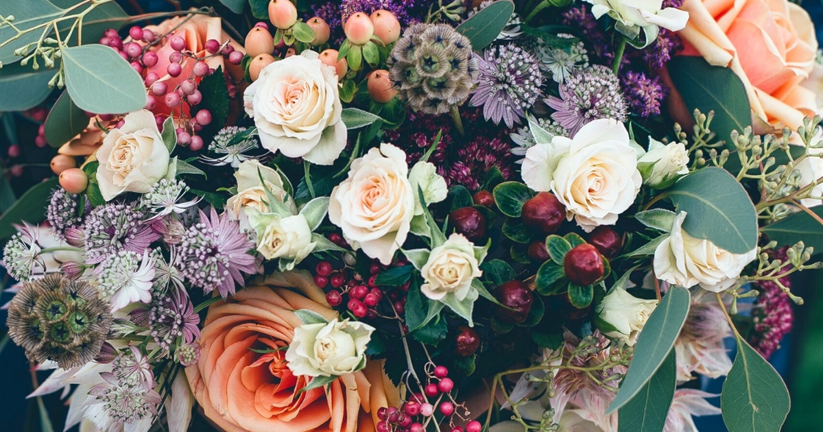 Лайфхак від Flowers.ua: секрети вибору квітів для коханих