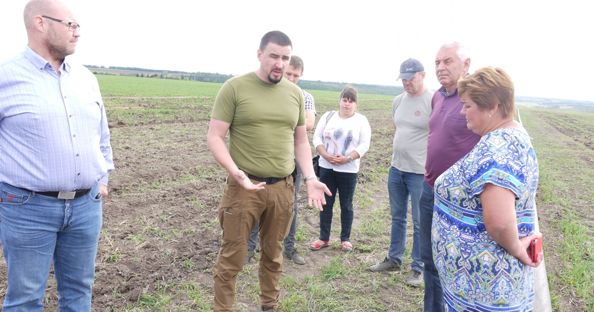 Неприємних запахів не чути: як у Халчі Кагарлицької МТГ данські інвестори вносять органічні добрива