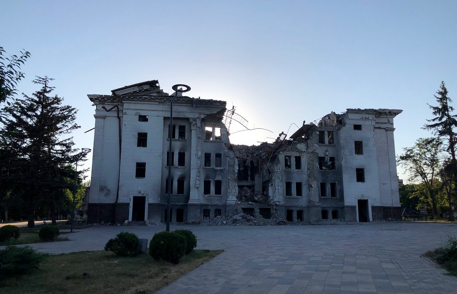 Драмтеатр в Маріуполі