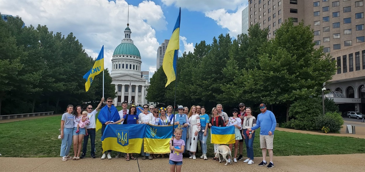Спонсор в США