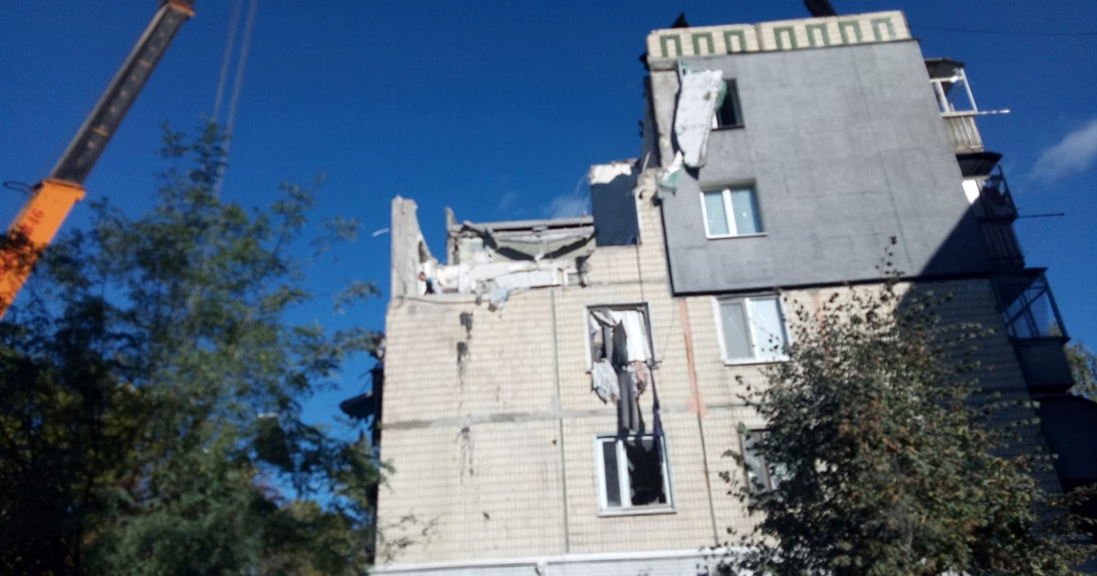 Масштабні руйнування та четверо постраждалих мешканців: наслідки обстрілів Нікополя