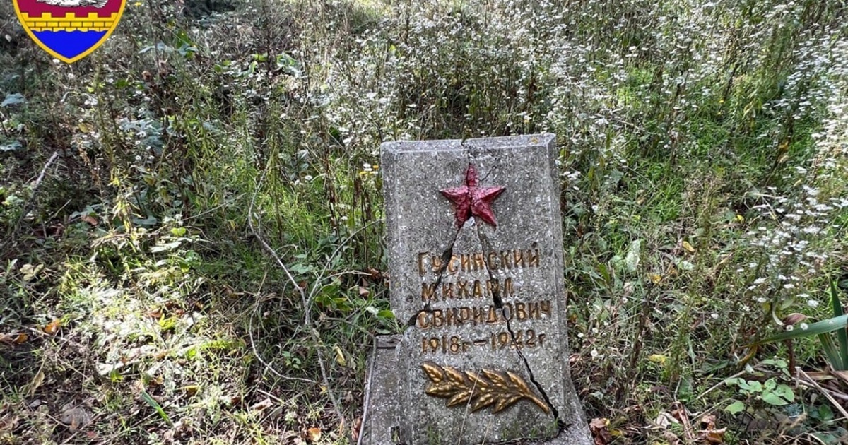 Російські окупанти руйнують пам‘ятники Другої світової війни на Херсонщині. Фото