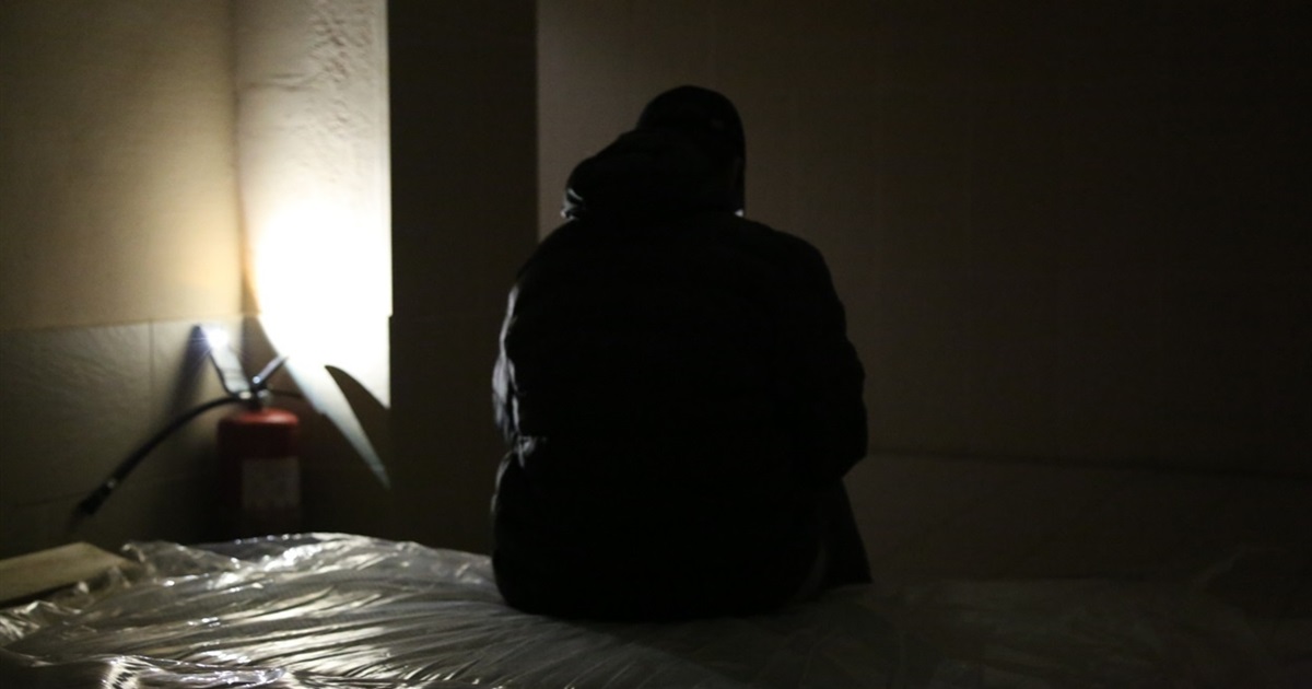 Я відчуваю постійний страх і не виходжу з дому. Життя в окупації, наче в клітці. Хто допоможе?