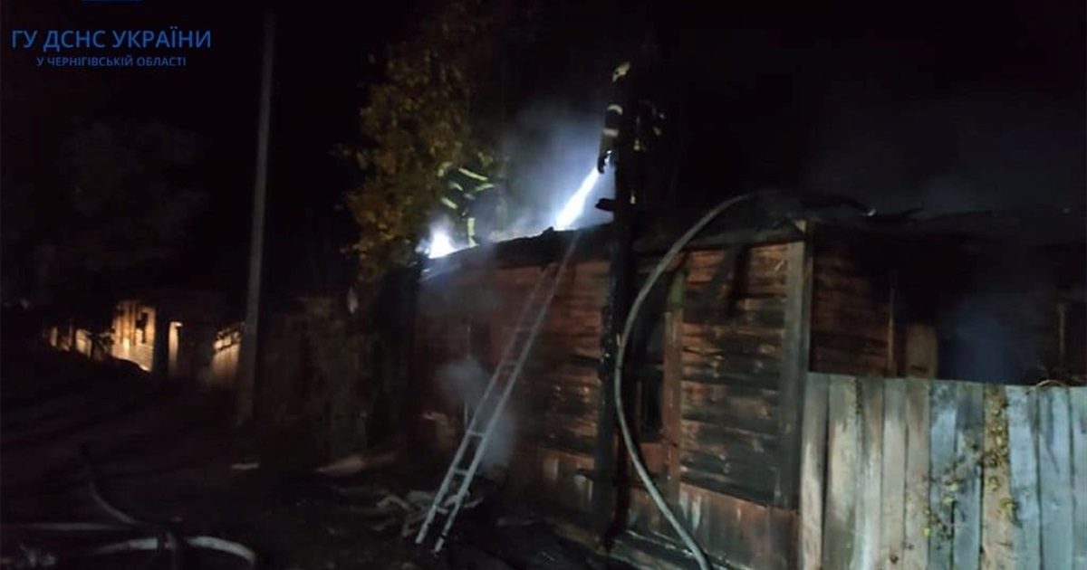 На Чернігівщині після пожежі у будинку виявили тіло чоловіка: 19 жовтня в області виникло 7 пожеж
