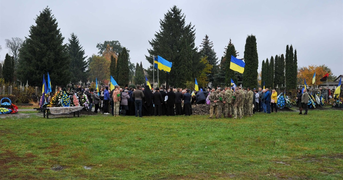 У Ніжині прощалися із захисником України Анікєєнком Олександром