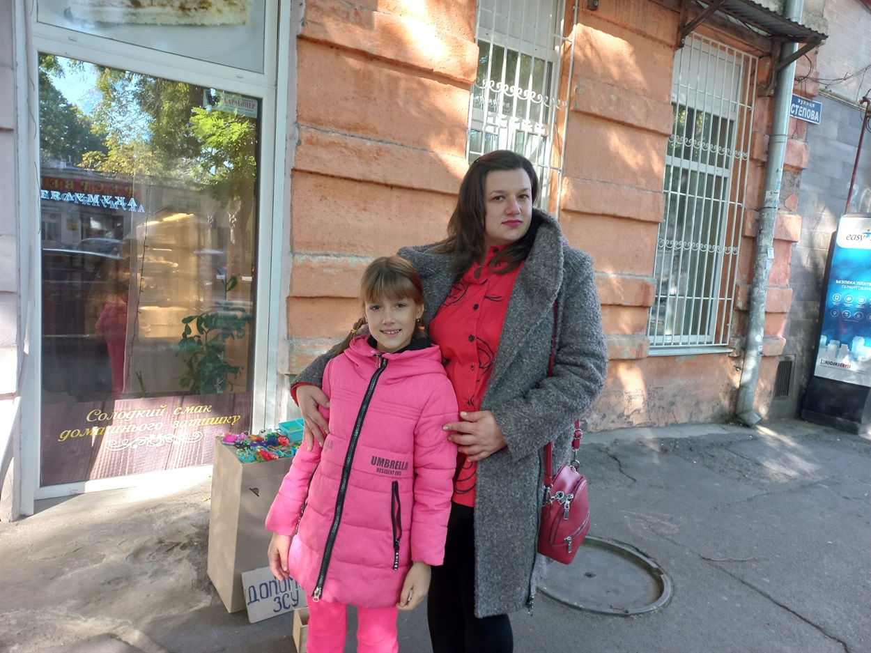 Даша Тарахтій з мамою Оленою