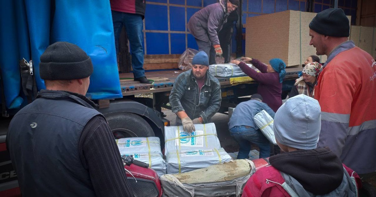 У деокуповані населені пункти Херсонщини завезли будматеріали для відновлення житла