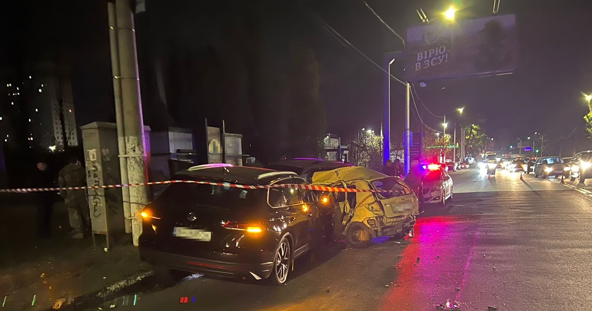 У ДТП на Одещині загинув 38-річний поліцейський, його сім'я потрапила до лікарні