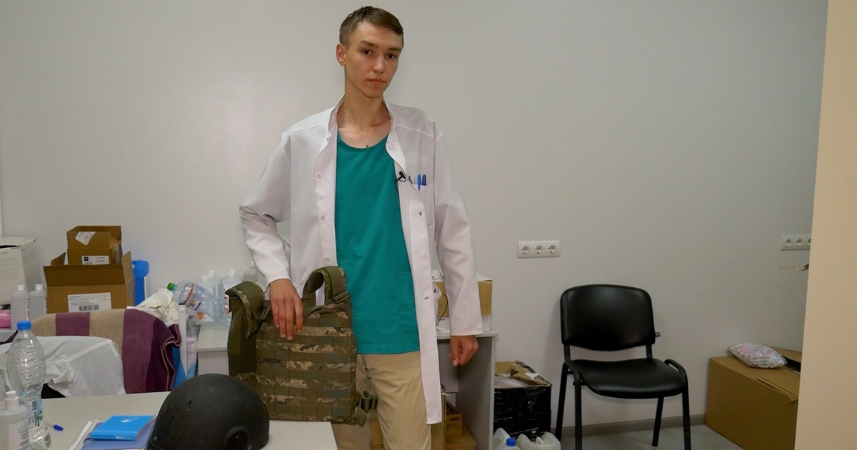 Так працює “травма” в лікарні Слов'янська. Допомагають мирним зі складними пораненнями від обстрілів