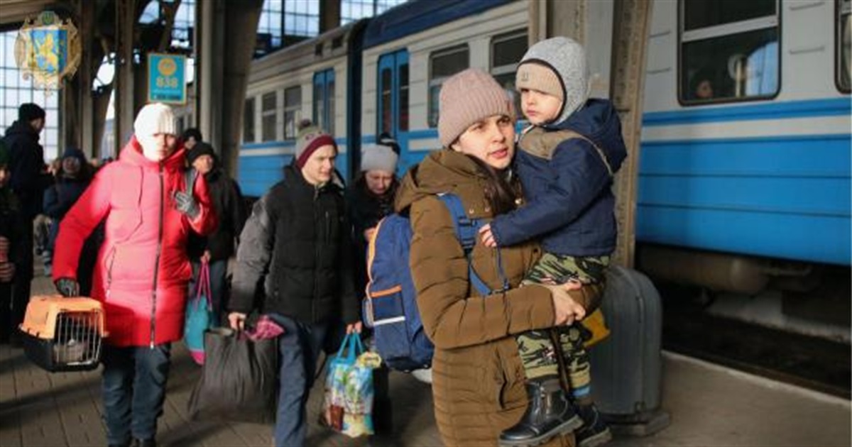 Як українцям знятися з обліку ВПО: покрокова інструкція
