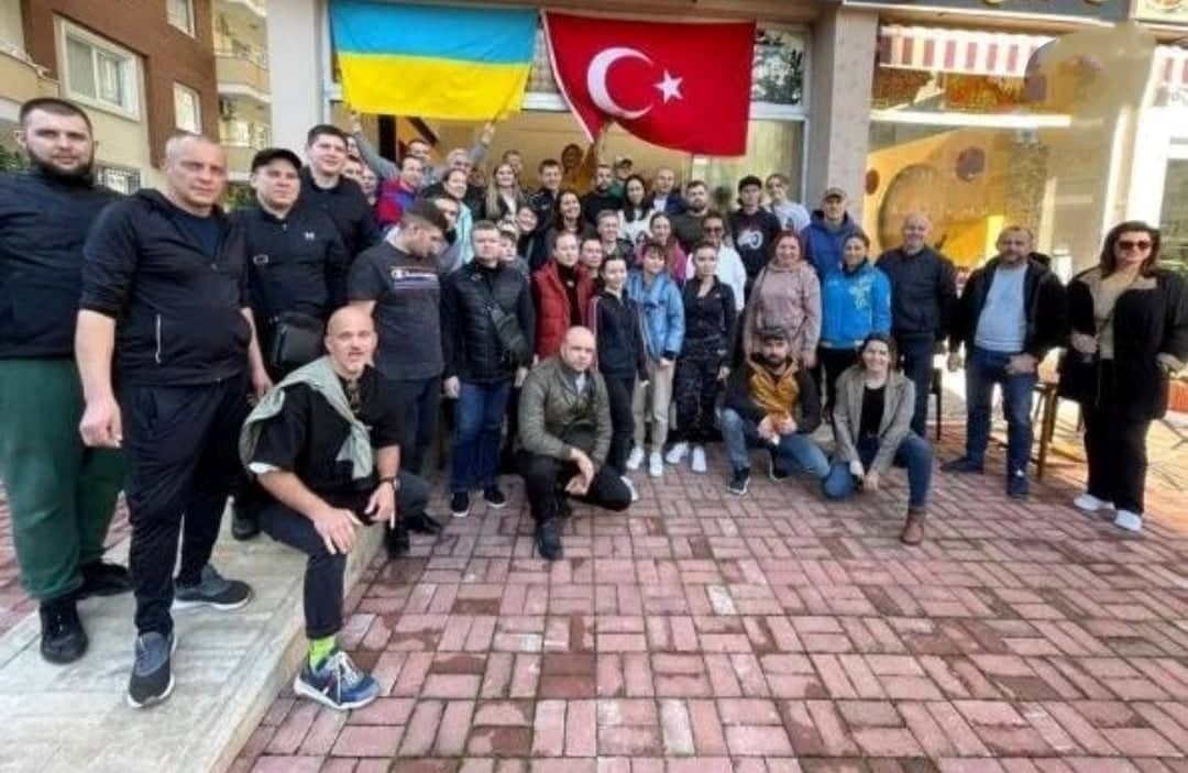 Турки брали активну участь в закупівлі та роздачі гуманітарної допомоги