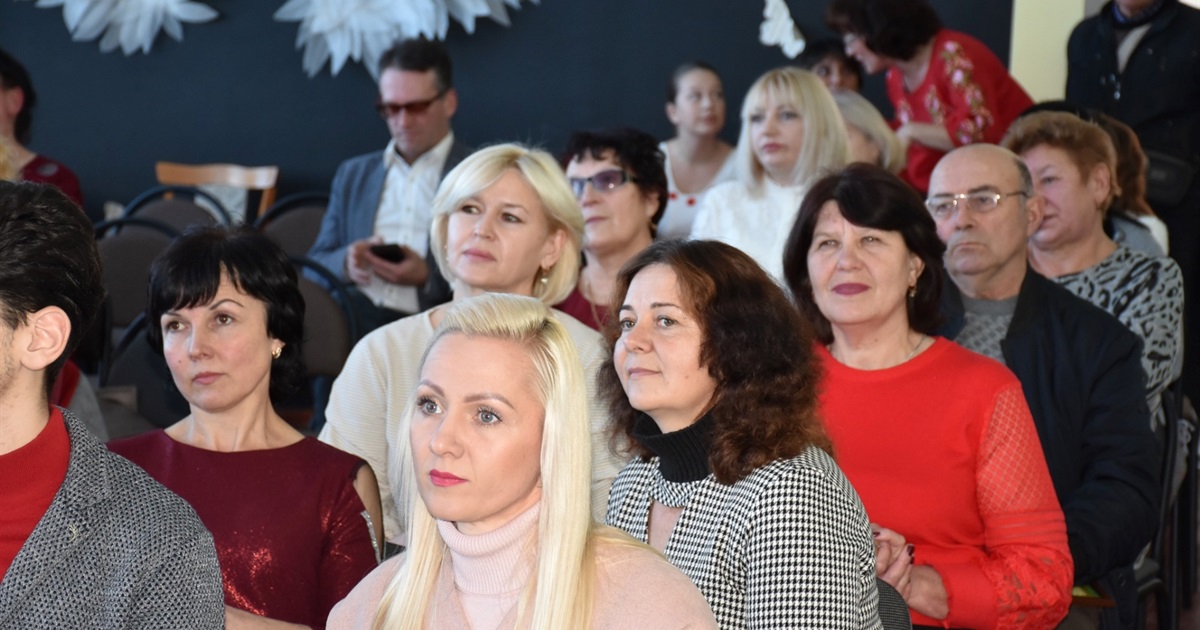 Працівники культури та майстри народного мистецтва відзначають професійне свято. Фоторепортаж.