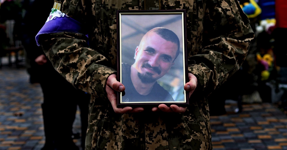Нікополь простився із полеглим воїном Іллею Маркевичем