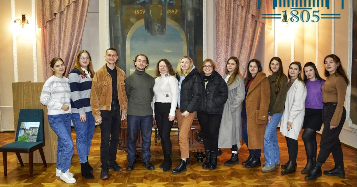 У Ніжинському державному університеті уже втретє відбувся вечір читання поезії