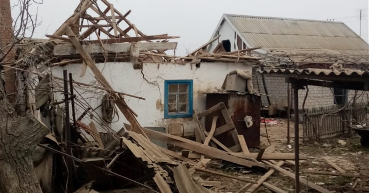 Російські окупанти обстріляли Мирівську та Покровську громади: поліція зафіксувала наслідки