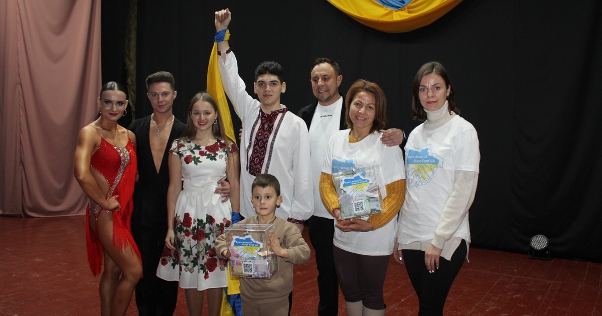 У Старокостянтинові відбулися благодійні заходи на підтримку Збройних Сил України