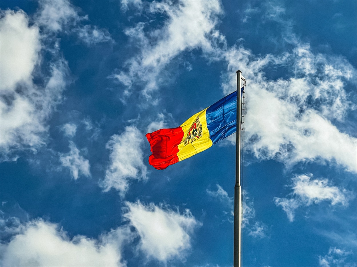 З березня 2023-го країна планує надавати українцям статус тимчасового захисту 
