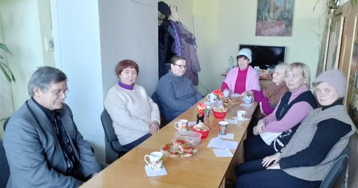 Новини воєнного часу. Старокостянтинівщина. Про клуб "Родина", соціальні послуги та благодійність