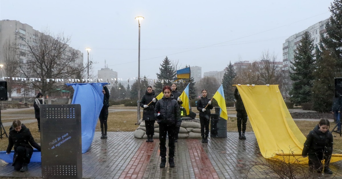 У Нетішині вшанували Небесну Сотню - перших героїв російсько-української війни