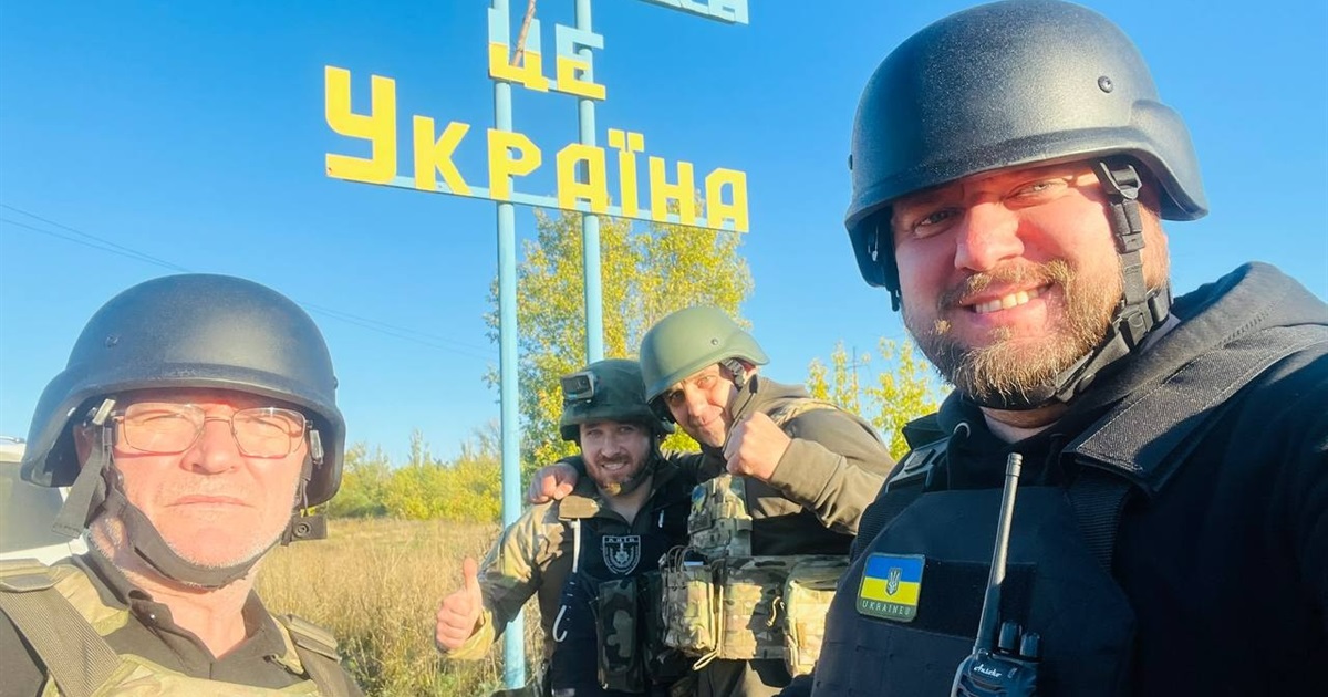 Волонтери GEM доставляють гуманітарну допомогу у найгарячіші точки сходу. Ці міста схожі на привиди