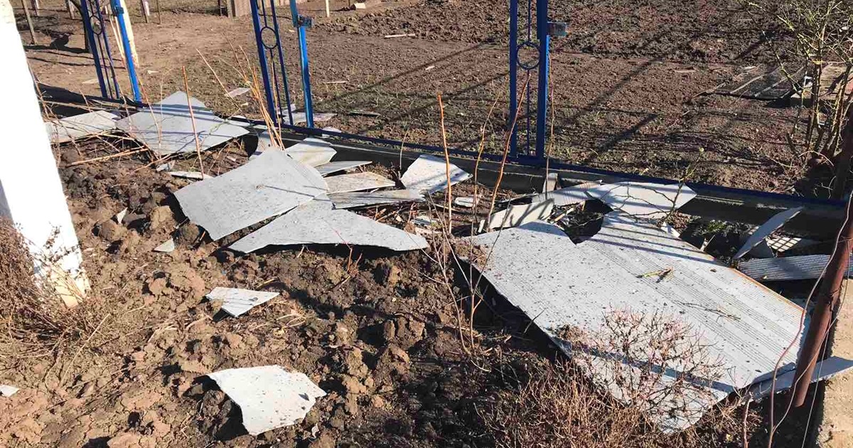 Денний обстріл Нікопольщини: у Червоногригорівській громаді двоє загиблих, понівечені будинки
