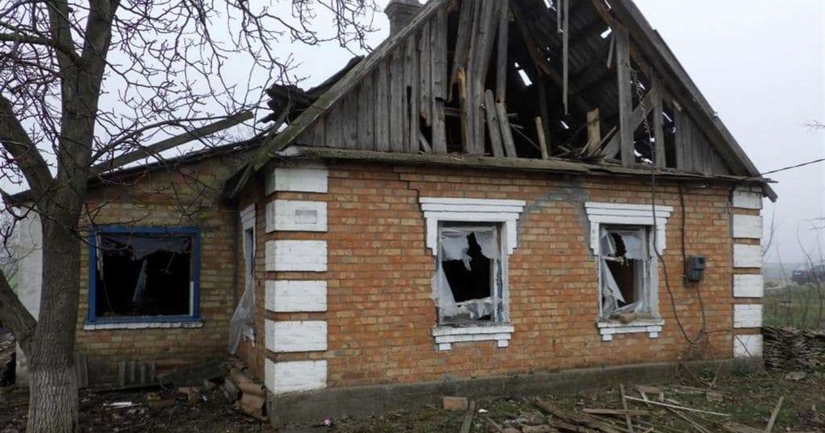 Правоохоронці Нікопольщини встановлюють наслідки обстрілу Нікопольщини 24 березня