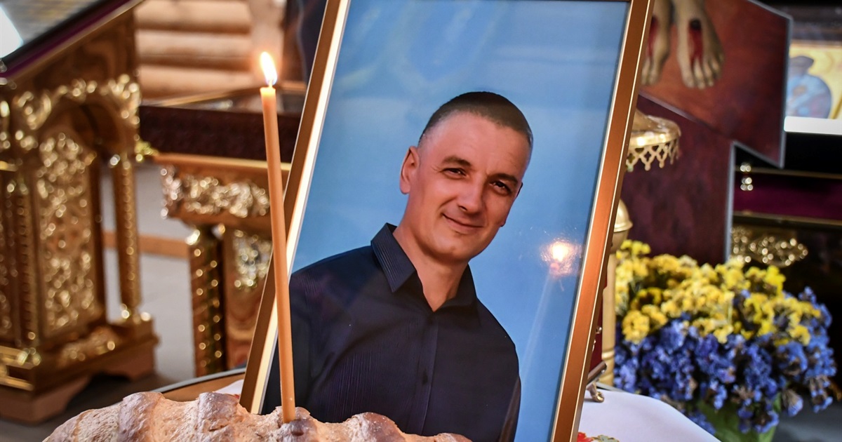 У Нікополі простилися із полеглим воїном Анатолієм Москаленком