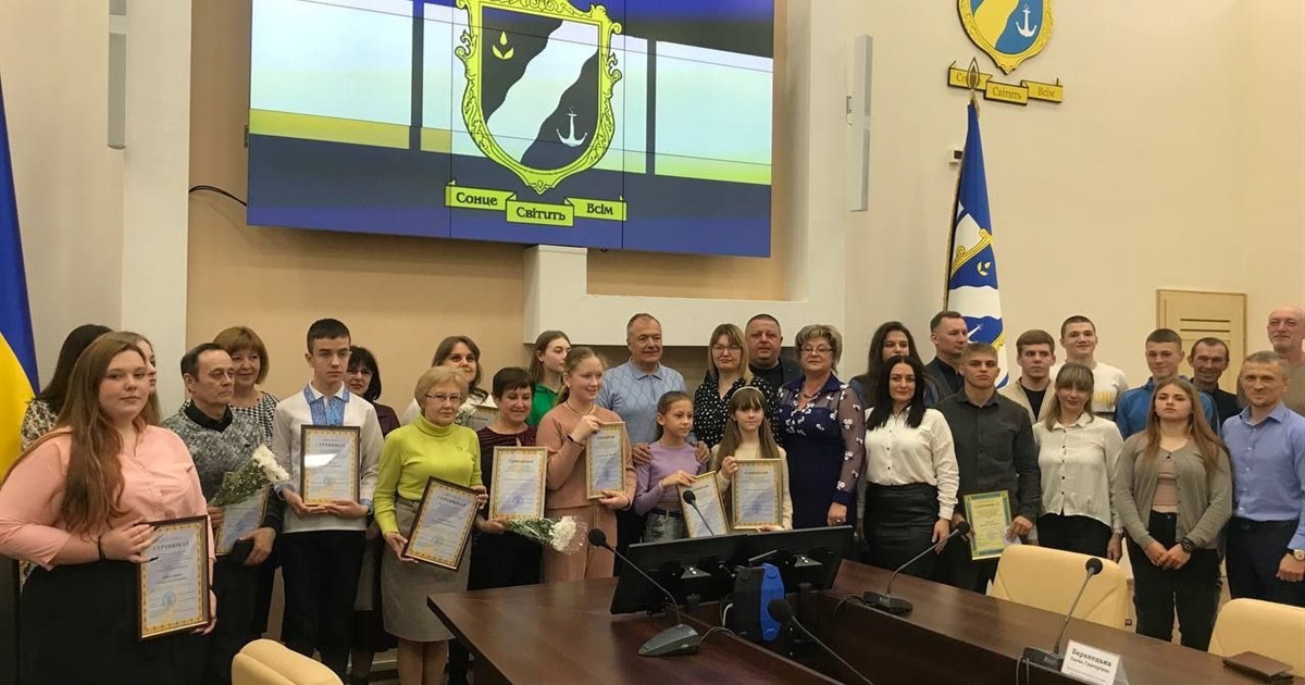 В Южному нагородили 24 стипендіати (ФОТО)