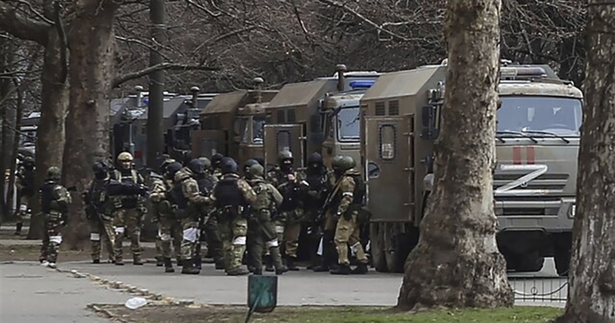 Окупанти майже у відкриту готуються до евакуації з Бердянська