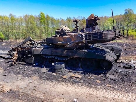 Танк Т-90М із Росії згорів у Луганській області