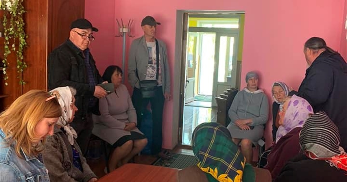 Новини воєнного часу. Старокостянтинівщина. Отримали реанімобіль, передали гроші на ЗСУ