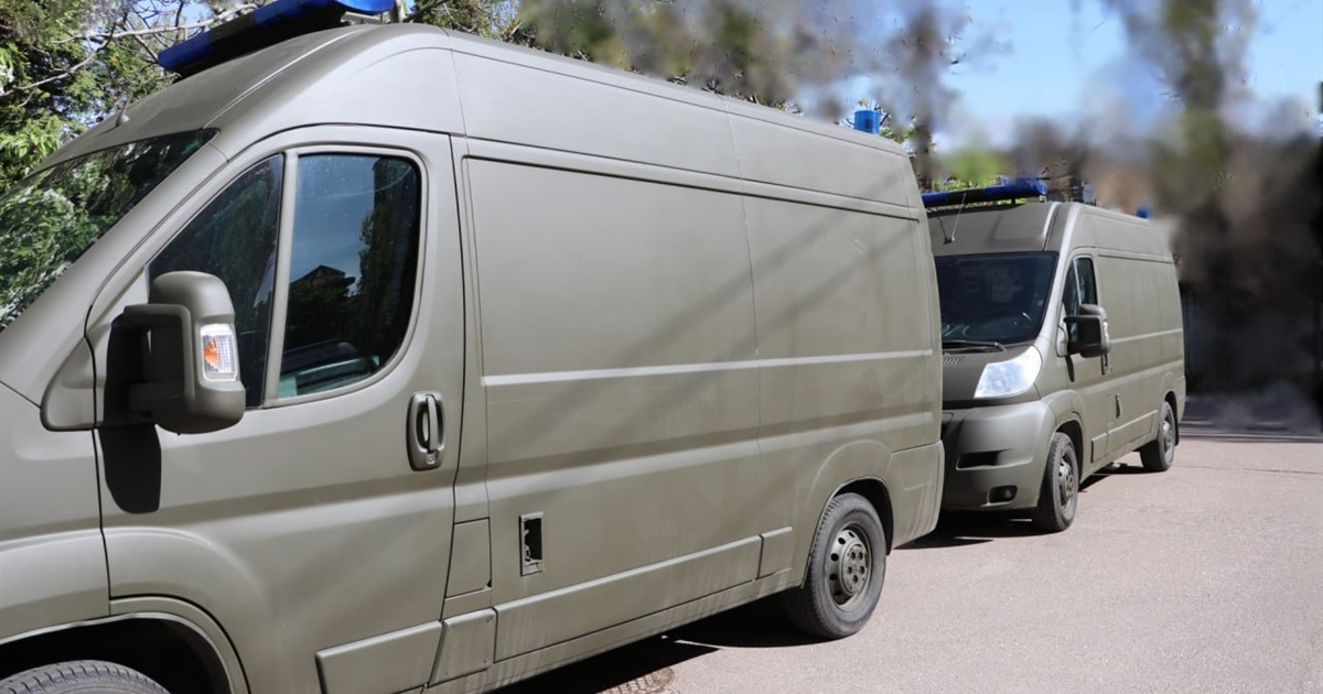 На Київщині старі карети обласної екстреної допомоги капітально оновили і відправили на фронт