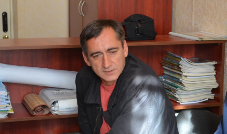 Артур Григор'єв у своєму кабінеті в КП "НК Екосервіс"
