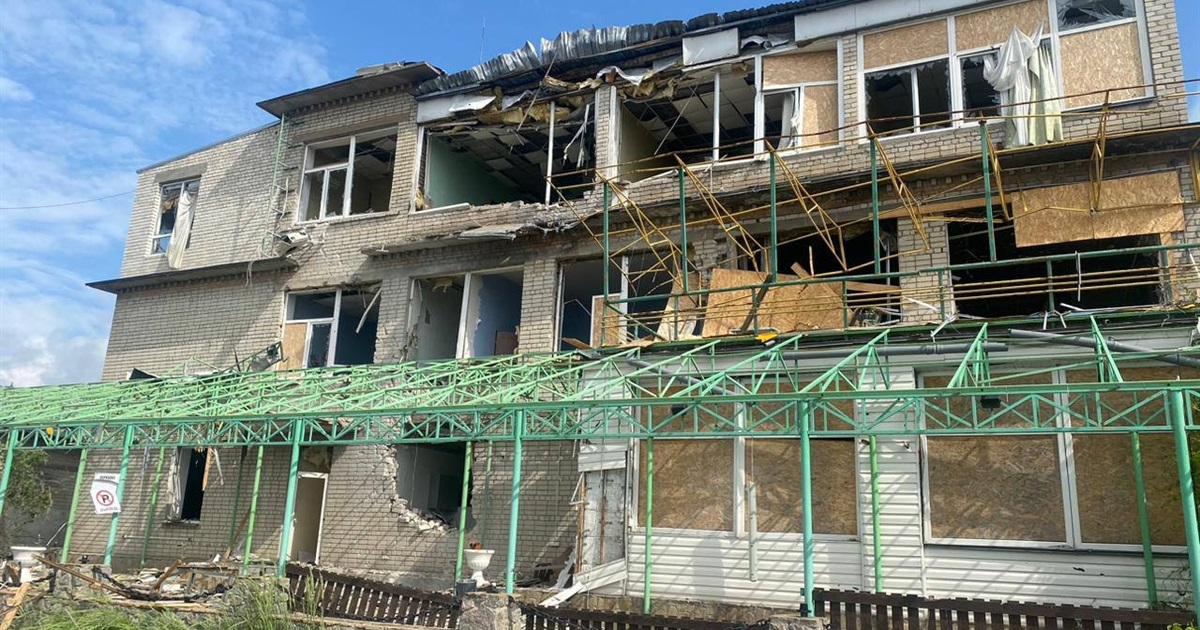 З важкої артилерії по Нікопольщині: російська армія обстріляла Нікополь та район