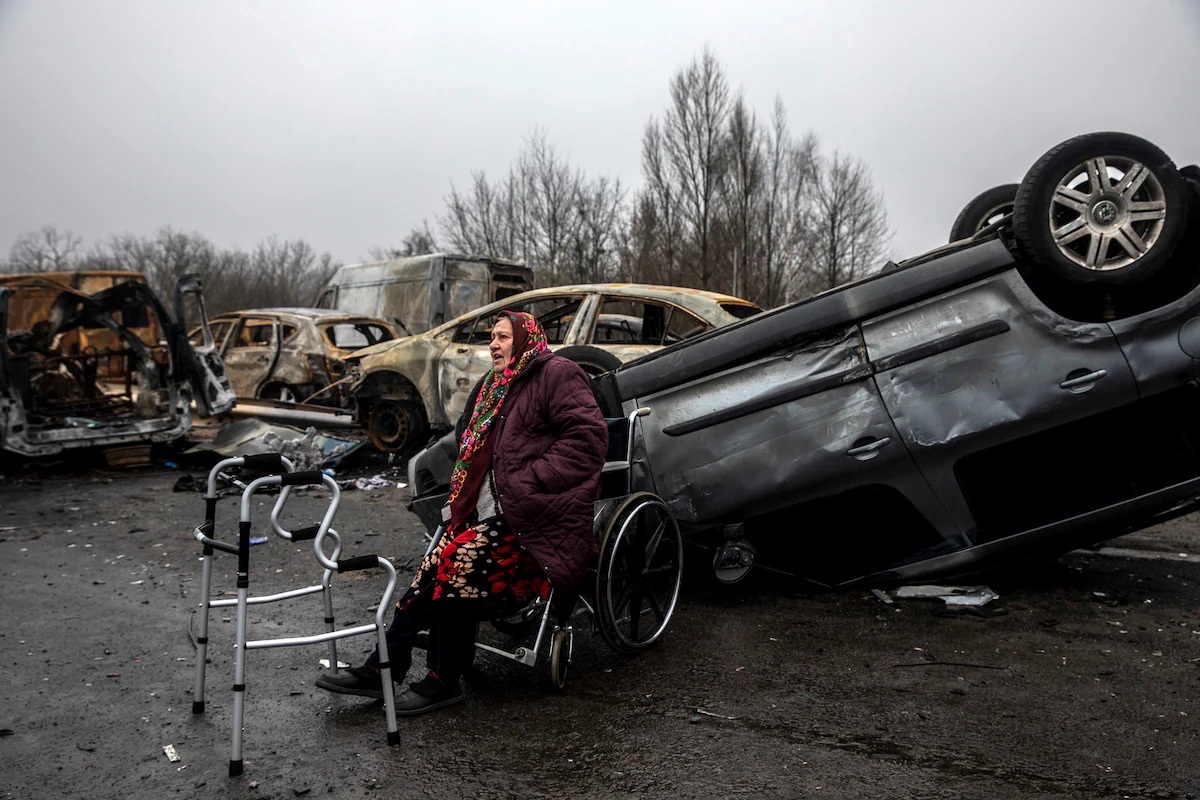 Люди з інвалідністю