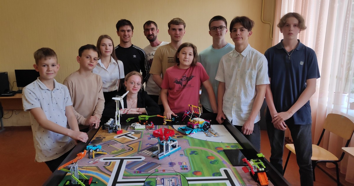 Команда Первомайського ліцею «Лідер» пройшла у фінал FIRST LEGO League Challenge