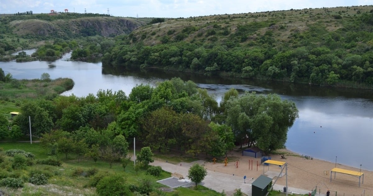 Чи можна купатися на южноукраїнському міському пляжі? Орієнтуйтесь по прапорцям