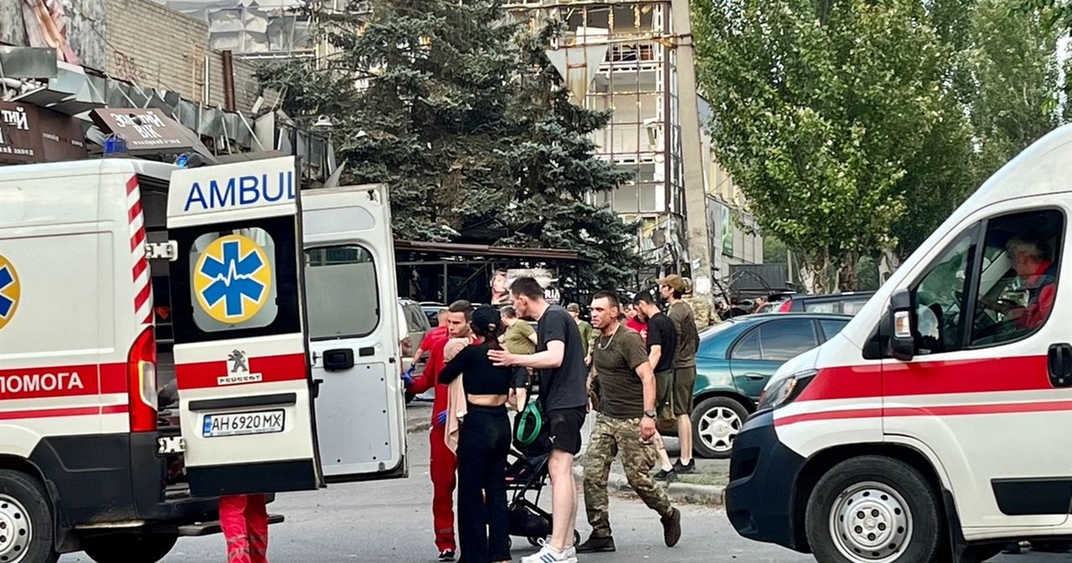 Ракетний удар по Краматорську — росіяни вдарили по центру міста. Є загиблі і поранені — оновлюється