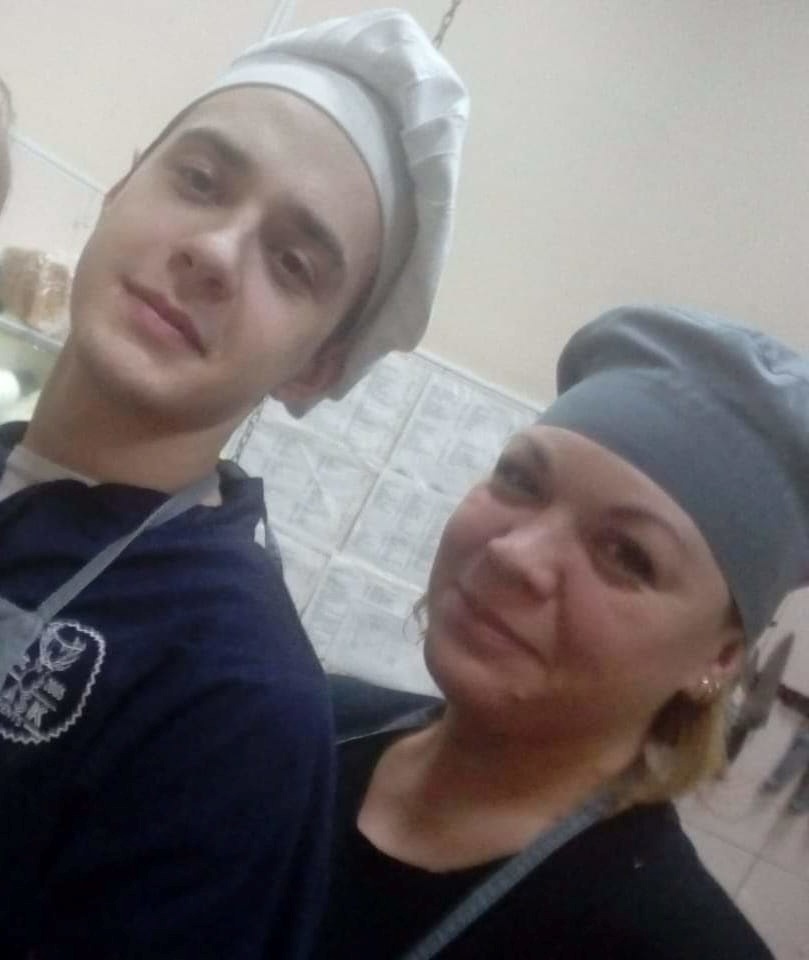 Микита Долгопол загинув під час російського ракетного удару по "RIA PIZZA" в Краматорську 27 червня. 
