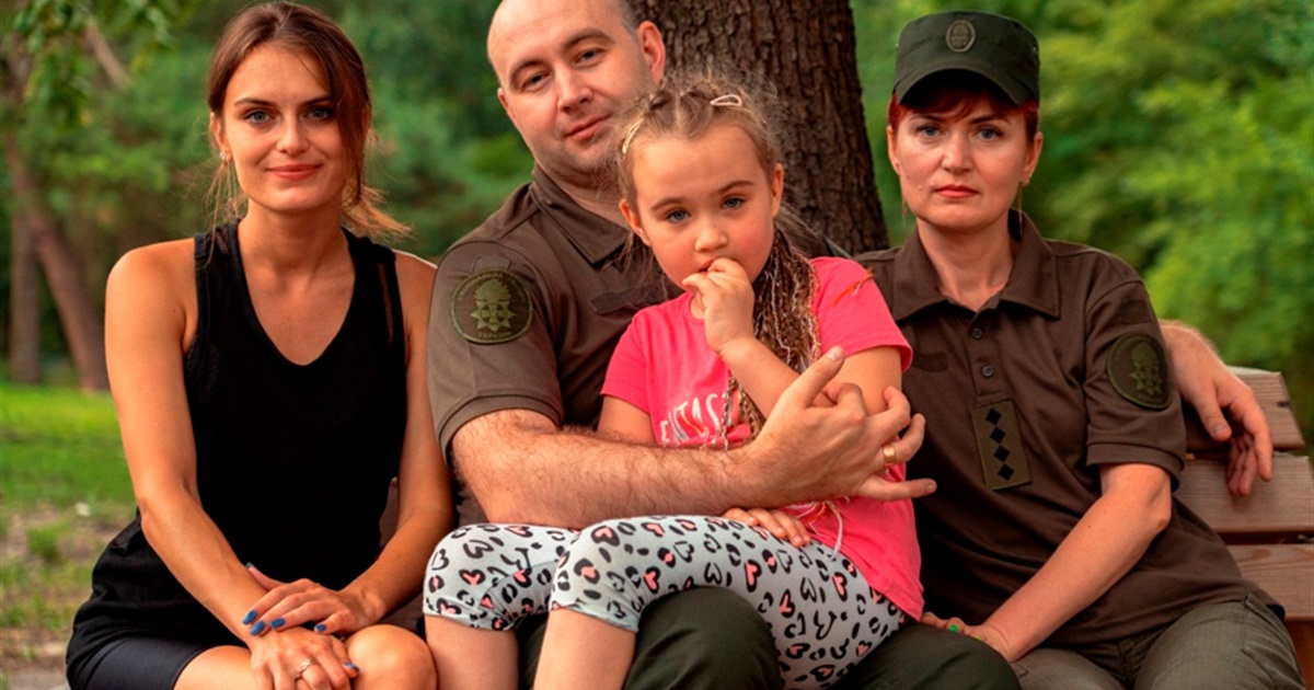 Українці сьогодні відзначають День родини: у війну особливою цінністю стало бути поряд із близькими